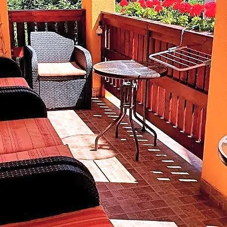 Aparthotel Julia 3*