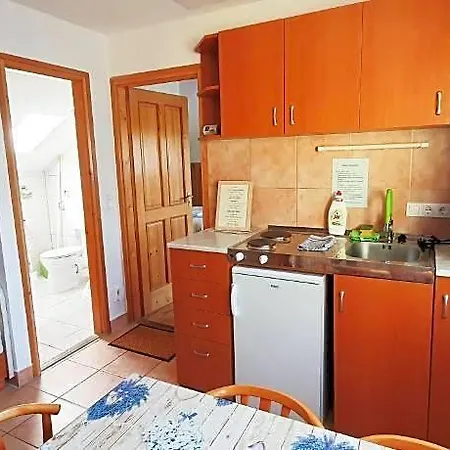 Aparthotel Julia 3*