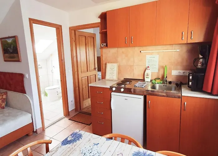 アパートホテル Julia